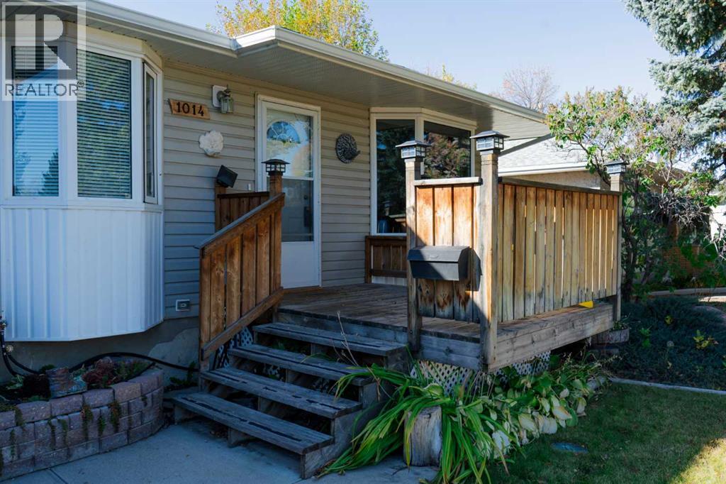 19 Street N Unit 1014, Lethbridge, AB T1H 3M1