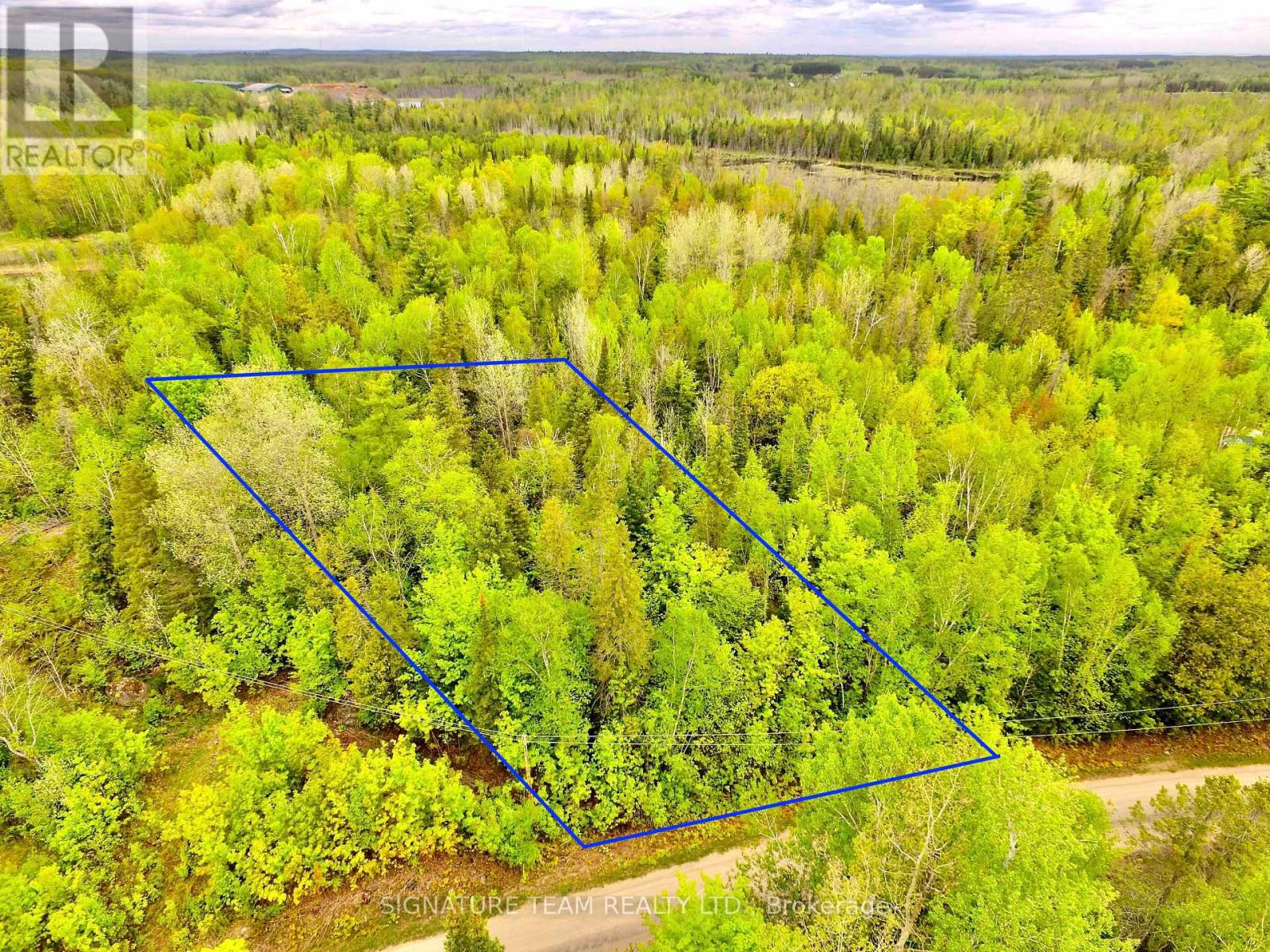 122 Western Dr, Bonnechere Valley, ON K0J 1T0