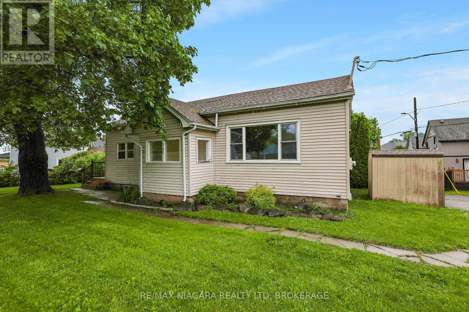 232 Merritt St, St. Catharines Burleigh Hill, ON L2T 1J8