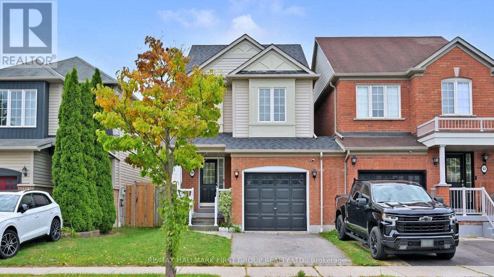 39 Robideau Pl, Whitby, ON L1R 3G6