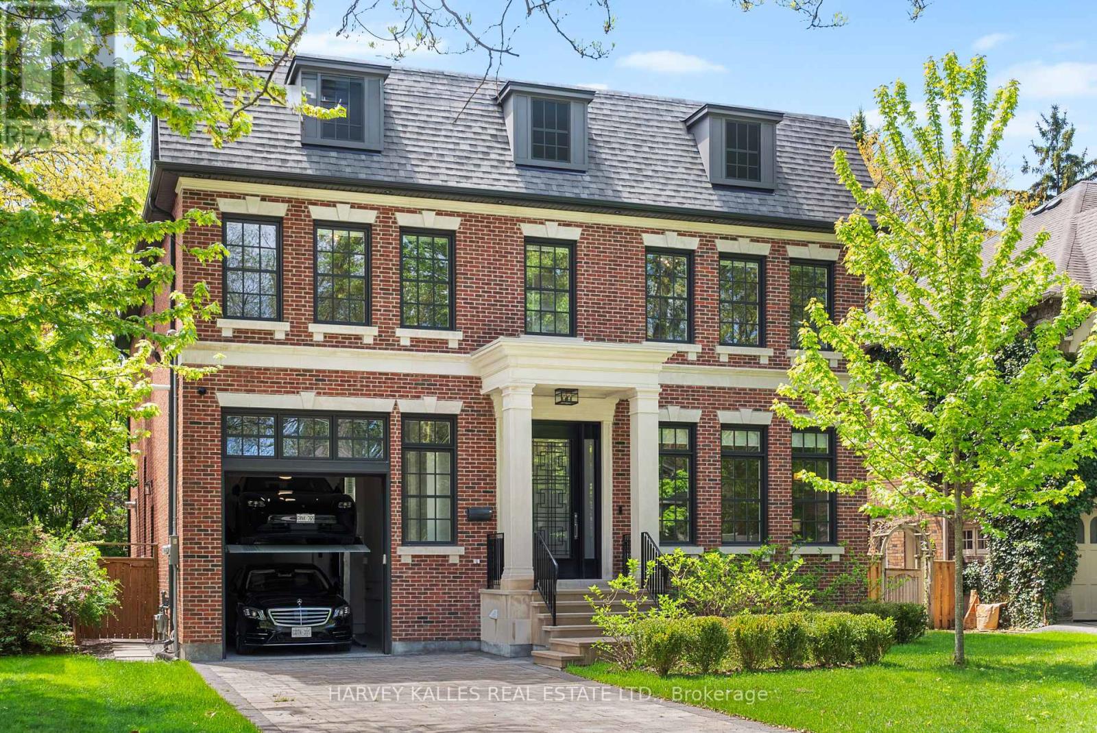 163 Cortleigh Blvd, Toronto, ON M5N 1P6