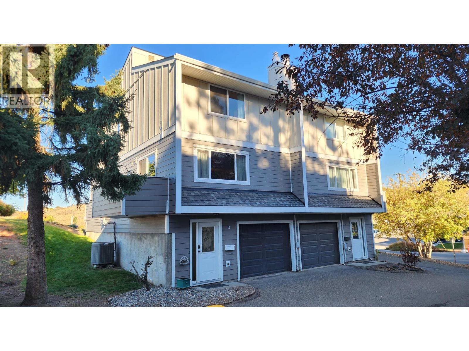 1810 Springhill Drive Unit 10, Kamloops, BC V2E 1P9