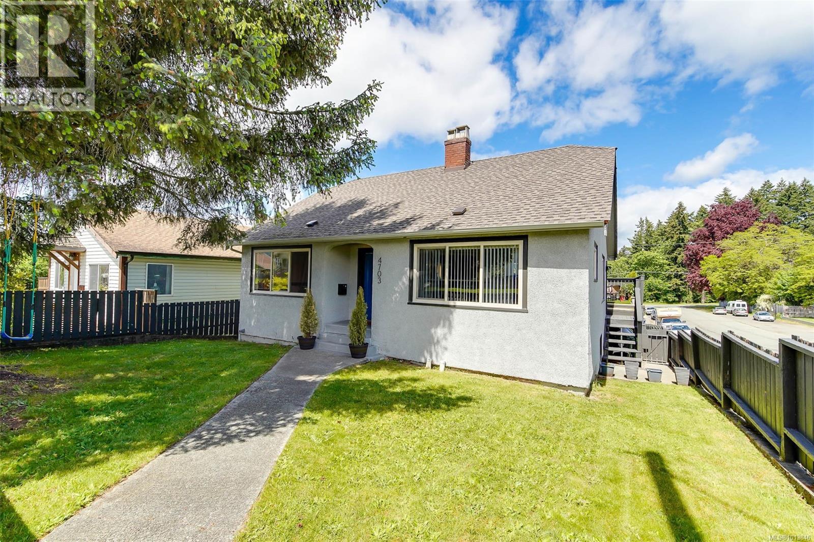 4703 Strathern St, Port Alberni, BC V9Y 3E8