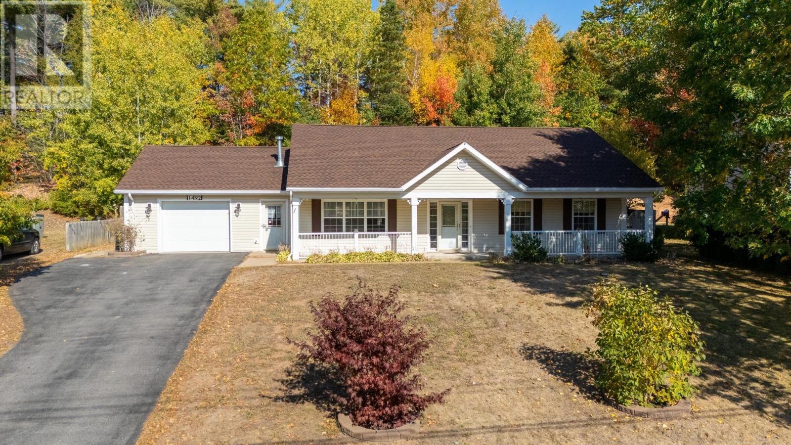 1492 Ashlee Dr, Coldbrook, NS B4R 1A1