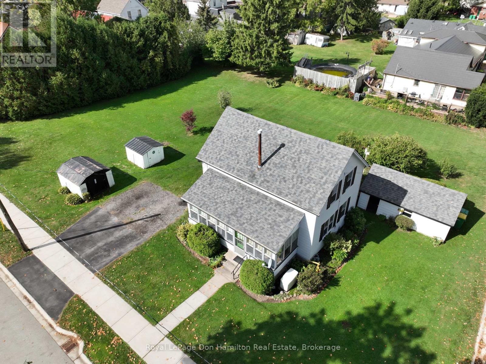 21 Elgin St, Southwest Middlesex, ON N0L 1A0