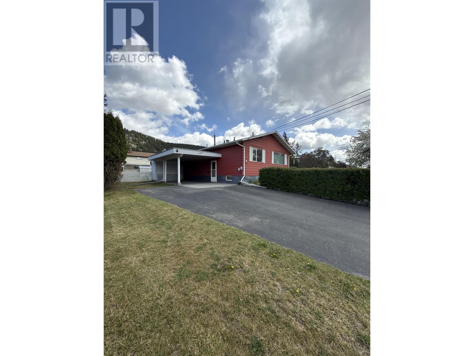 980 Western Ave, Williams Lake, BC V2G 2J6