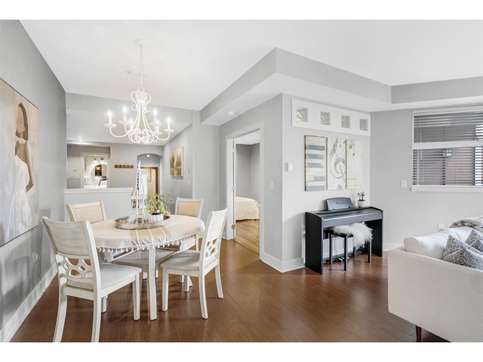 15368 S 16a Avenue Unit 309, Surrey, BC V4A 1S9