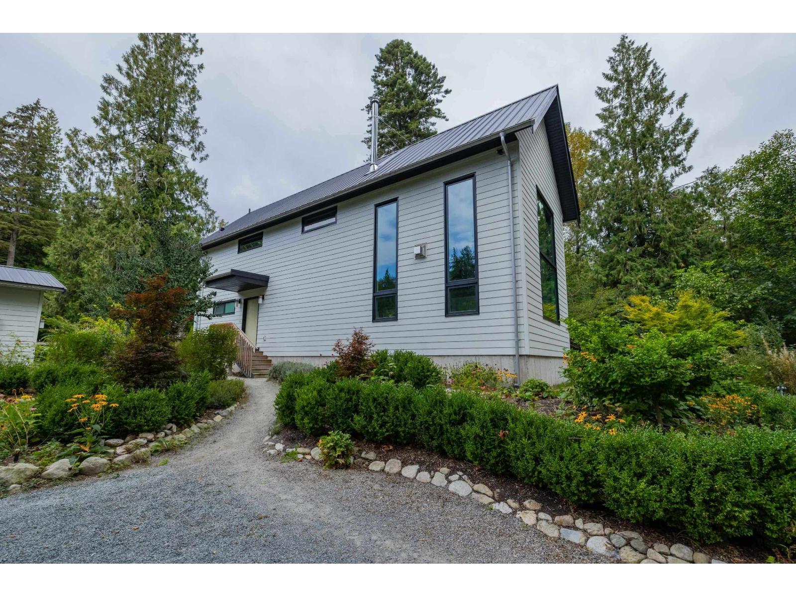 43685 Lougheed Hwy, Mission, BC V0M 1G0
