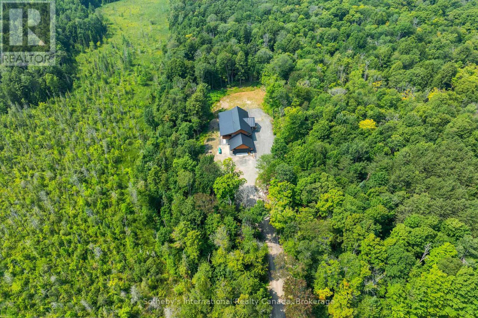 2749 Brunel Rd S, Huntsville, ON P1H 2J3