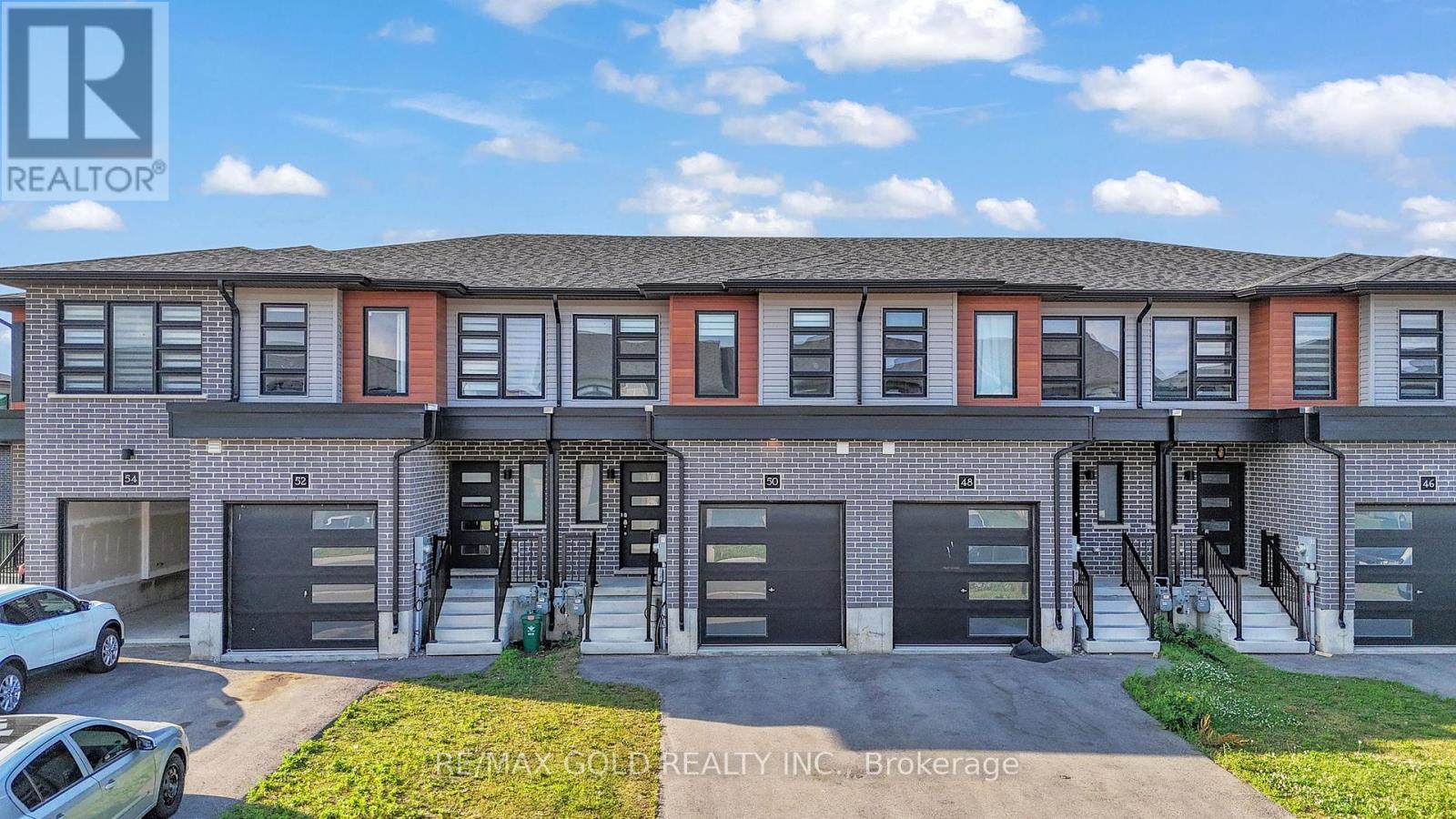 50 Wilkinson Ave, Cambridge, ON N1S 0C5