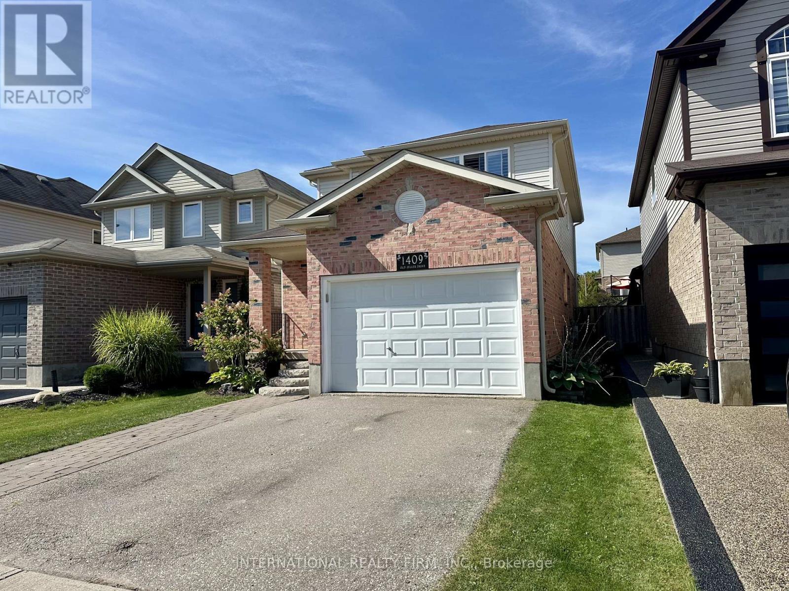 1409 Old Zeller Dr, Kitchener, ON N2A 4M8