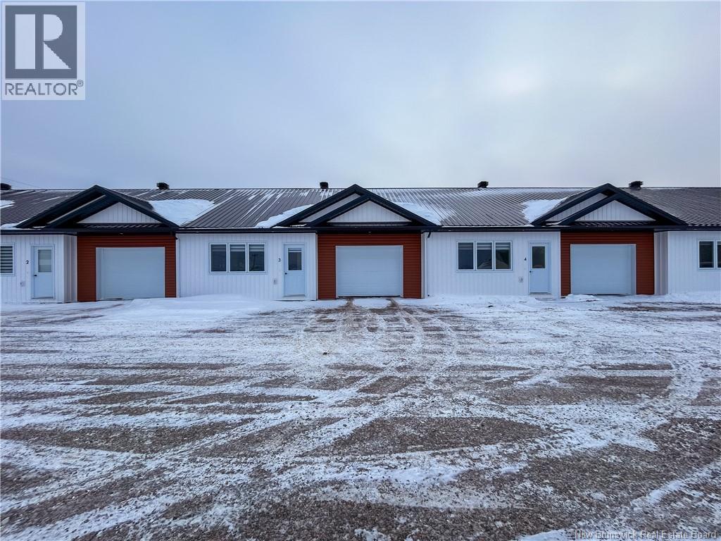 338 Chaleur St, Charlo, NB E8E 2A7