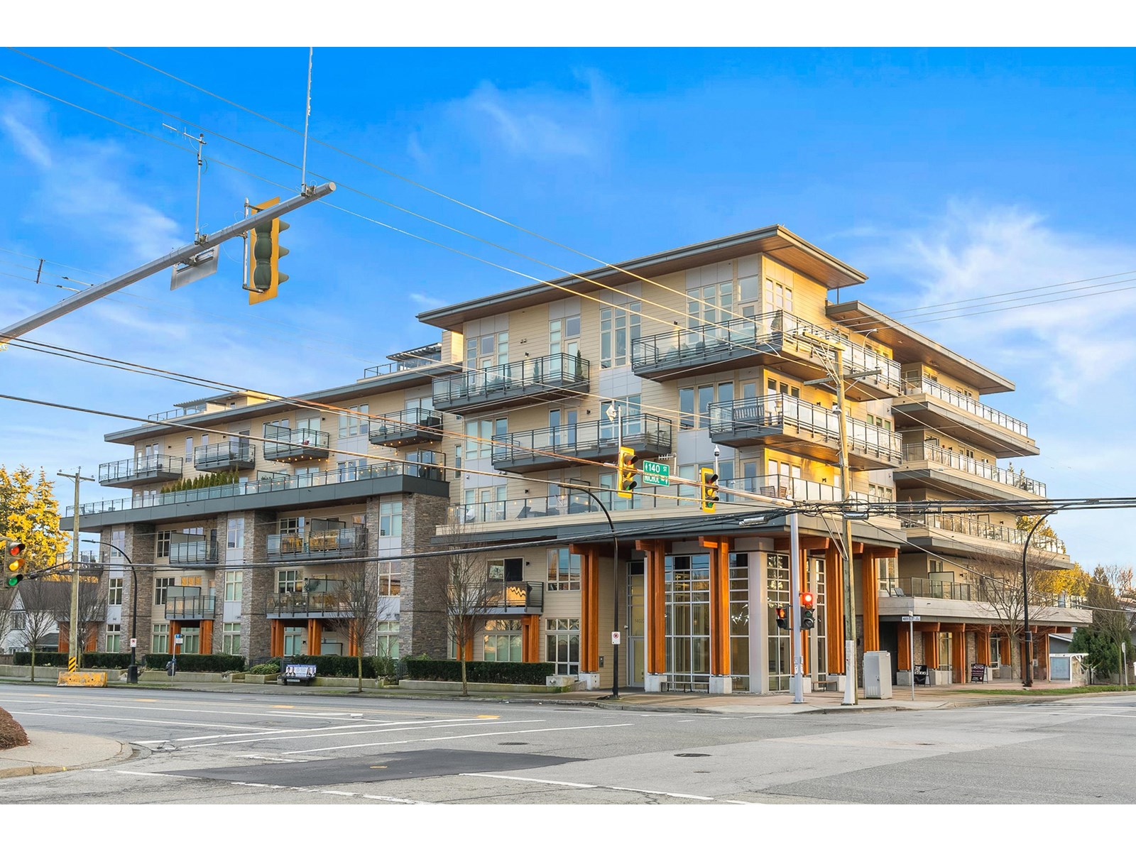 14022 N Bluff Road Unit 501, White Rock, BC V4B 0B7
