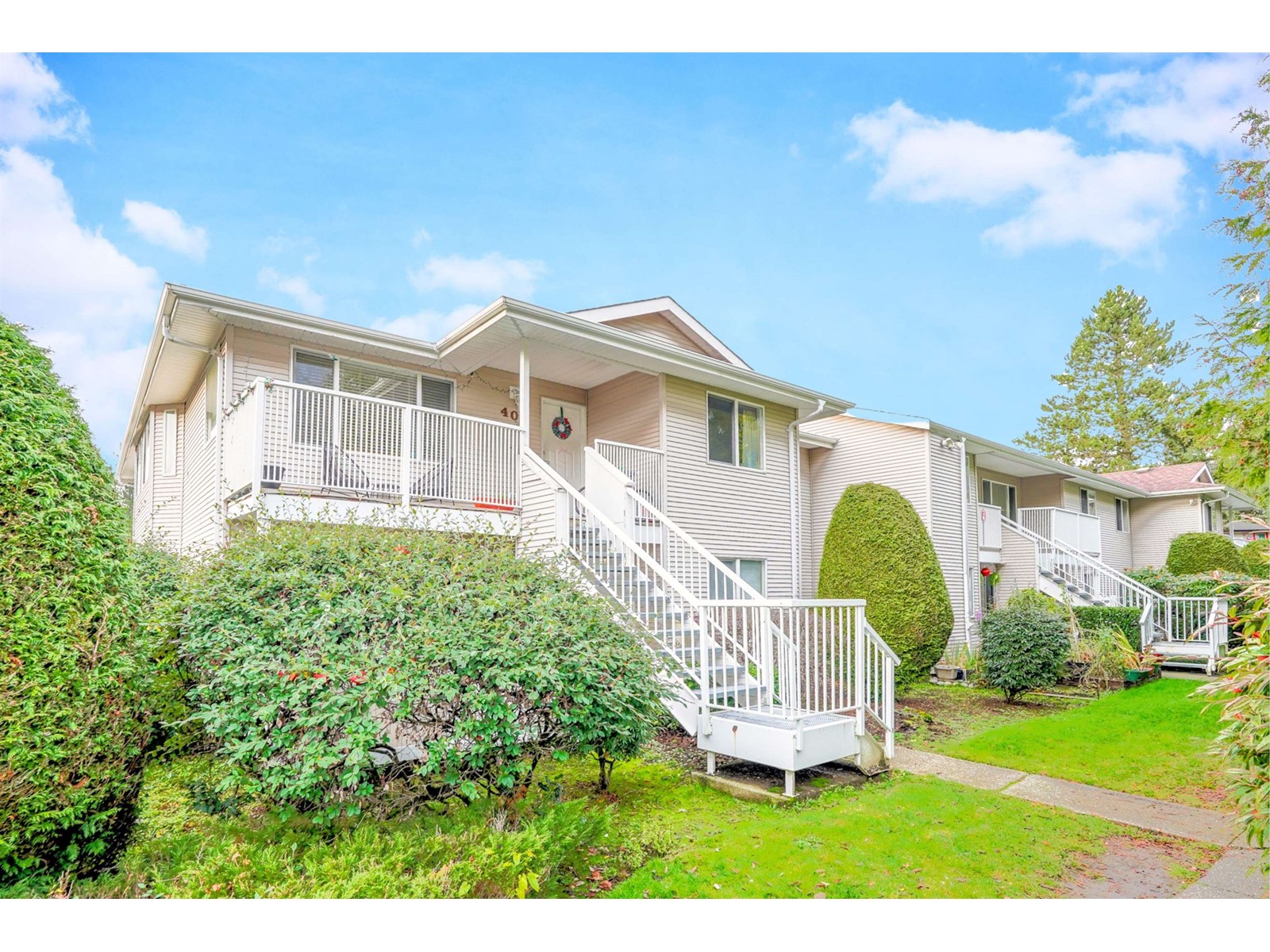 13963 72 Avenue Unit 407, Surrey, BC V3W 2P6