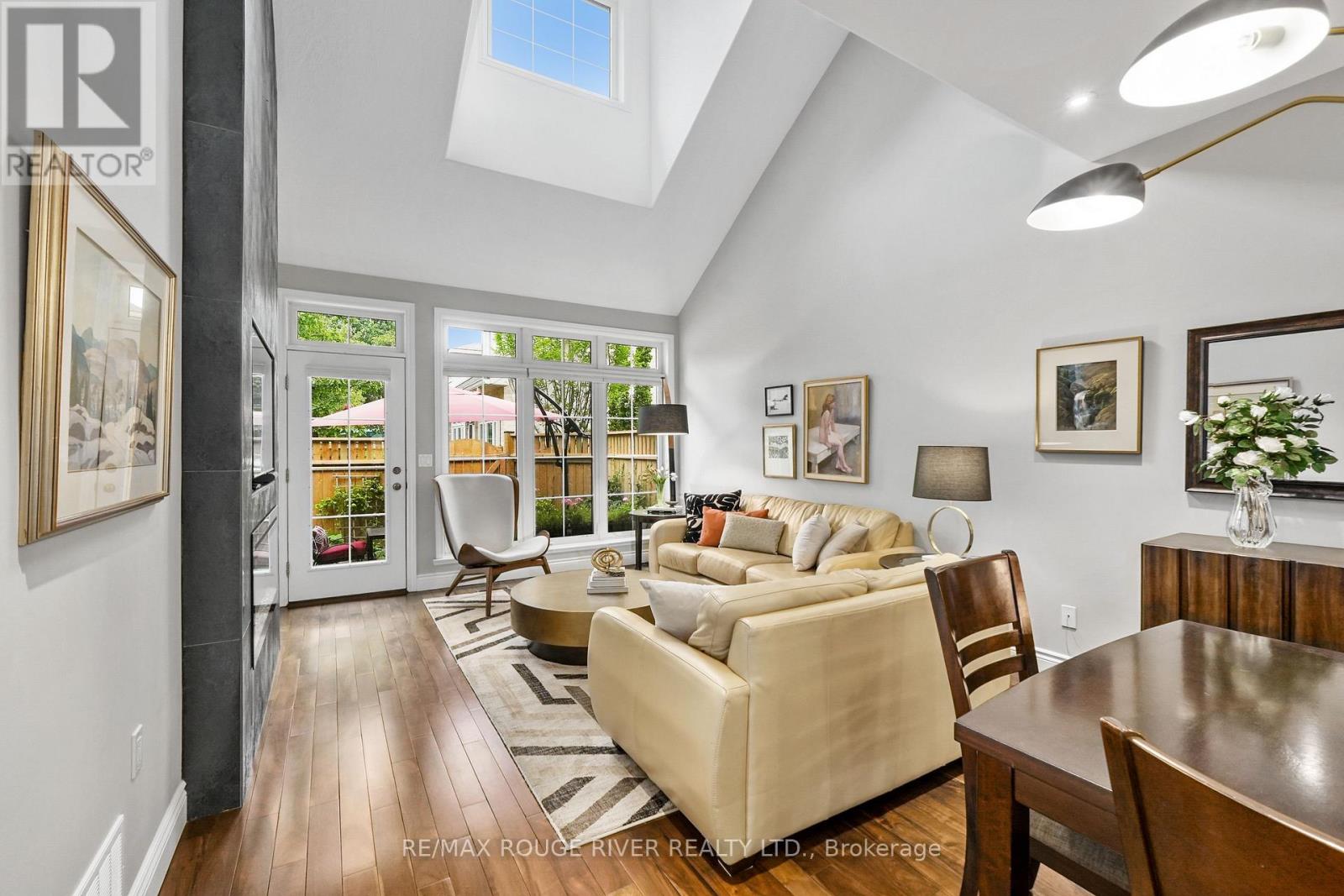 403 120 University Ave E, Cobourg, ON K9A 0A9