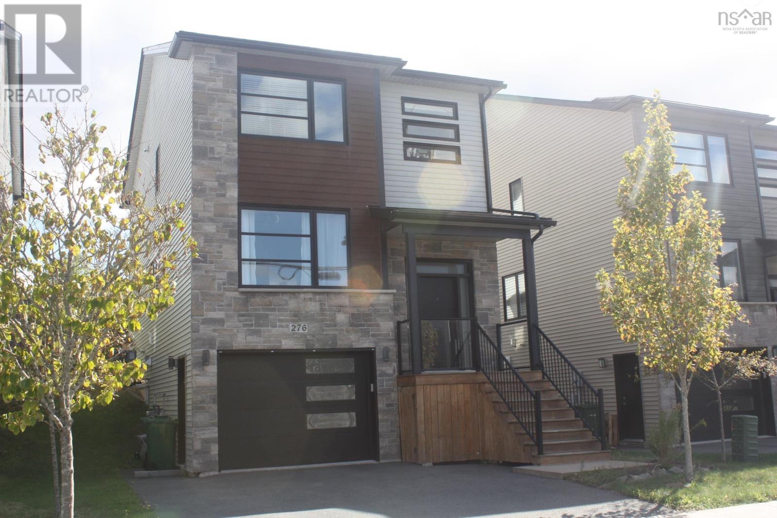 276 Fleetview Dr, Halifax, NS B3M 0L8