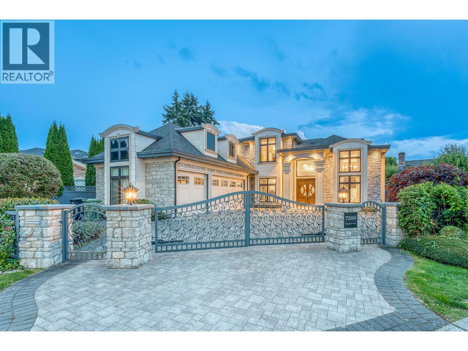 7580 Malahat Ave, Richmond, BC V7A 4G9
