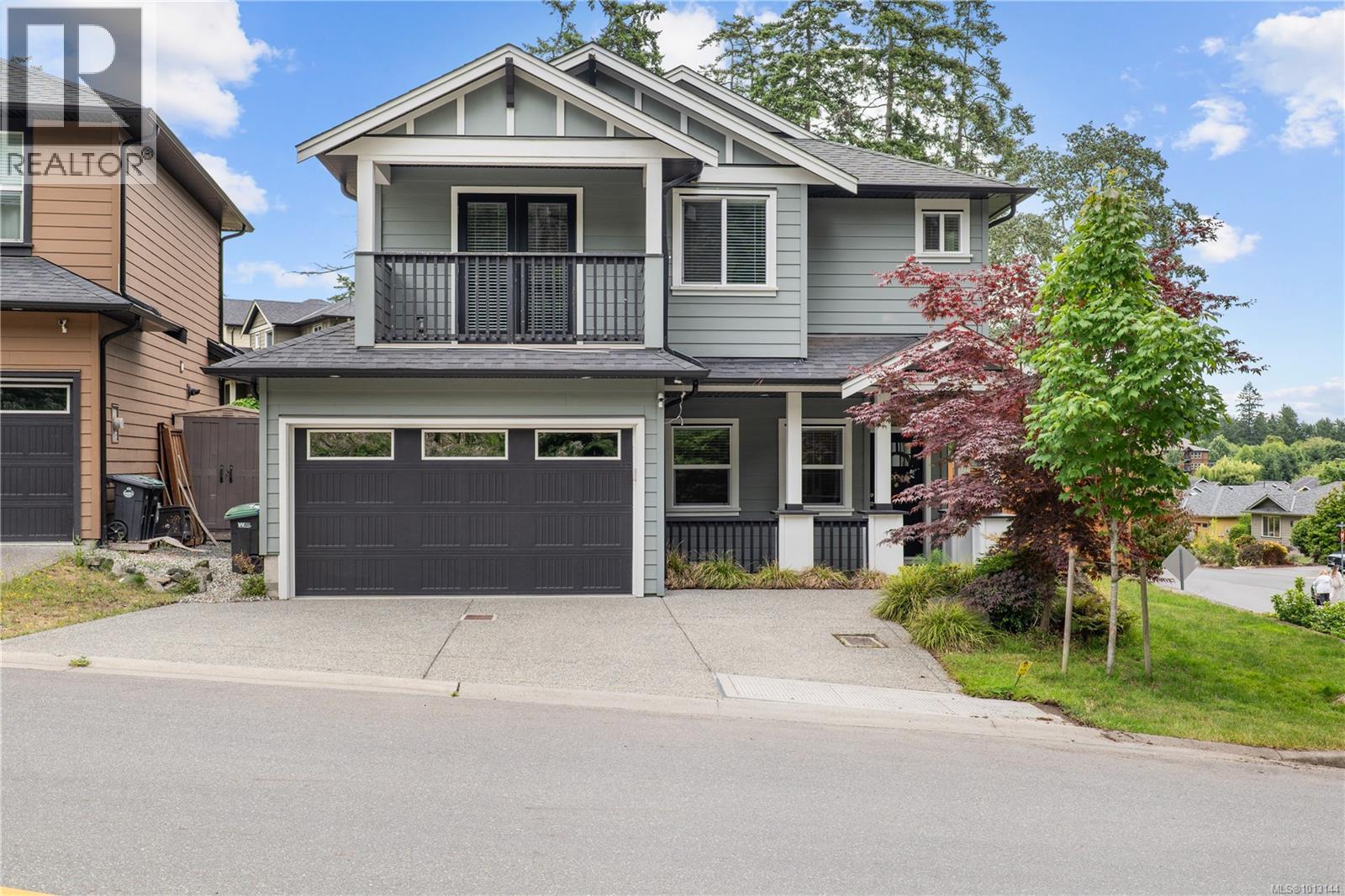 2401 Lund Rd, View Royal, BC V9B 0S9