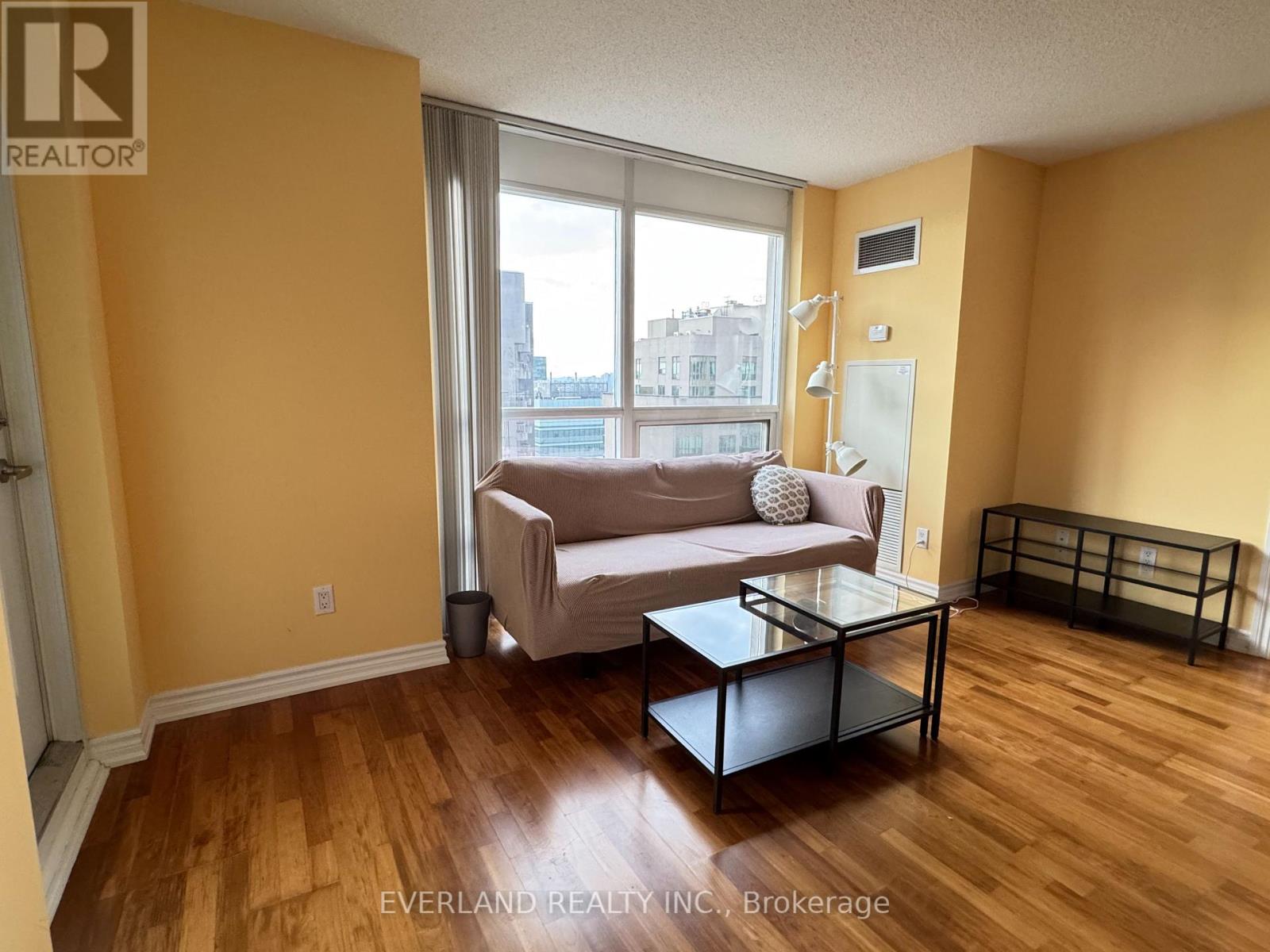 3009 761 Bay St, Toronto, ON M5G 2R3