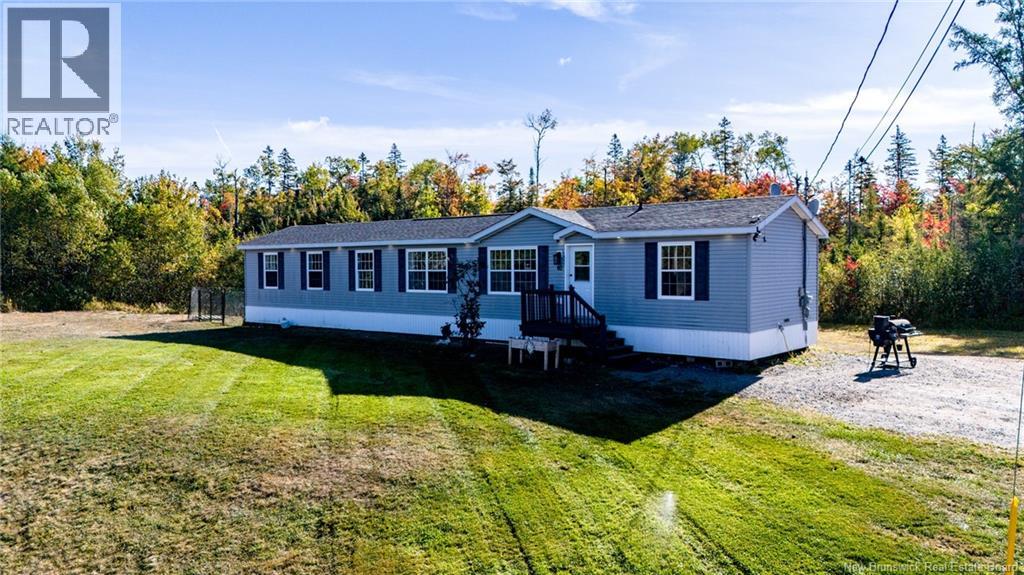 60 Terrace St, Rusagonis, NB E3B 0S2