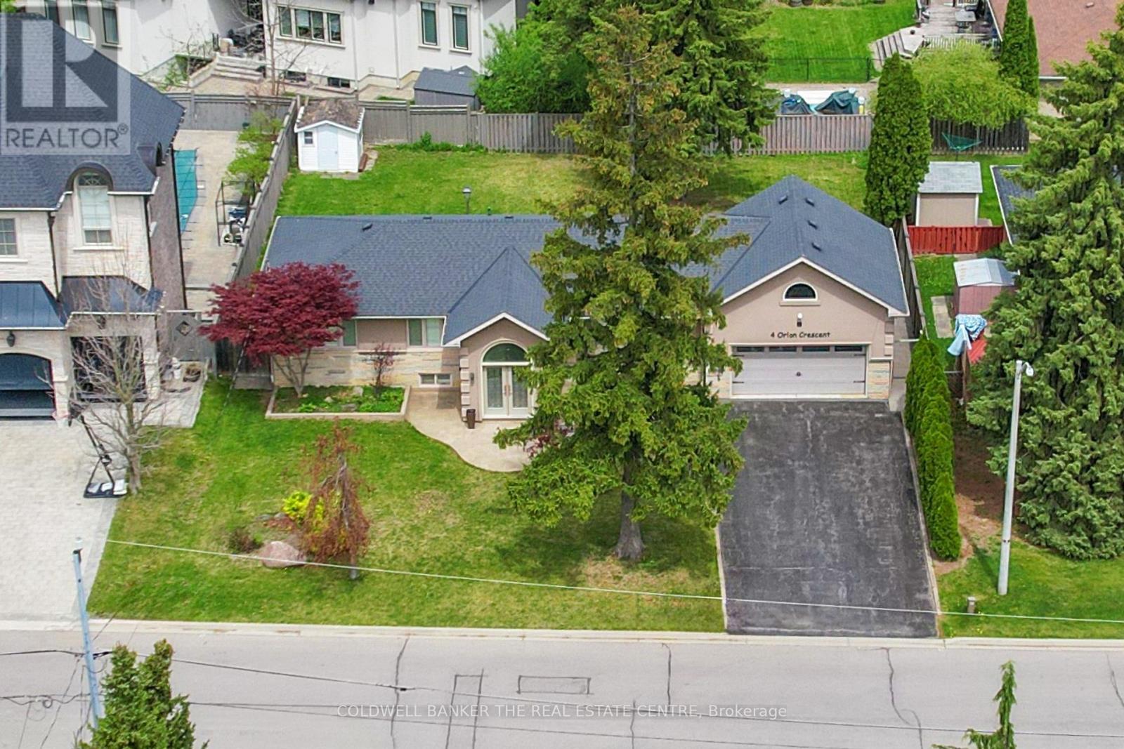 4 Orlon Cres, Richmond Hill, ON L4C 6S5
