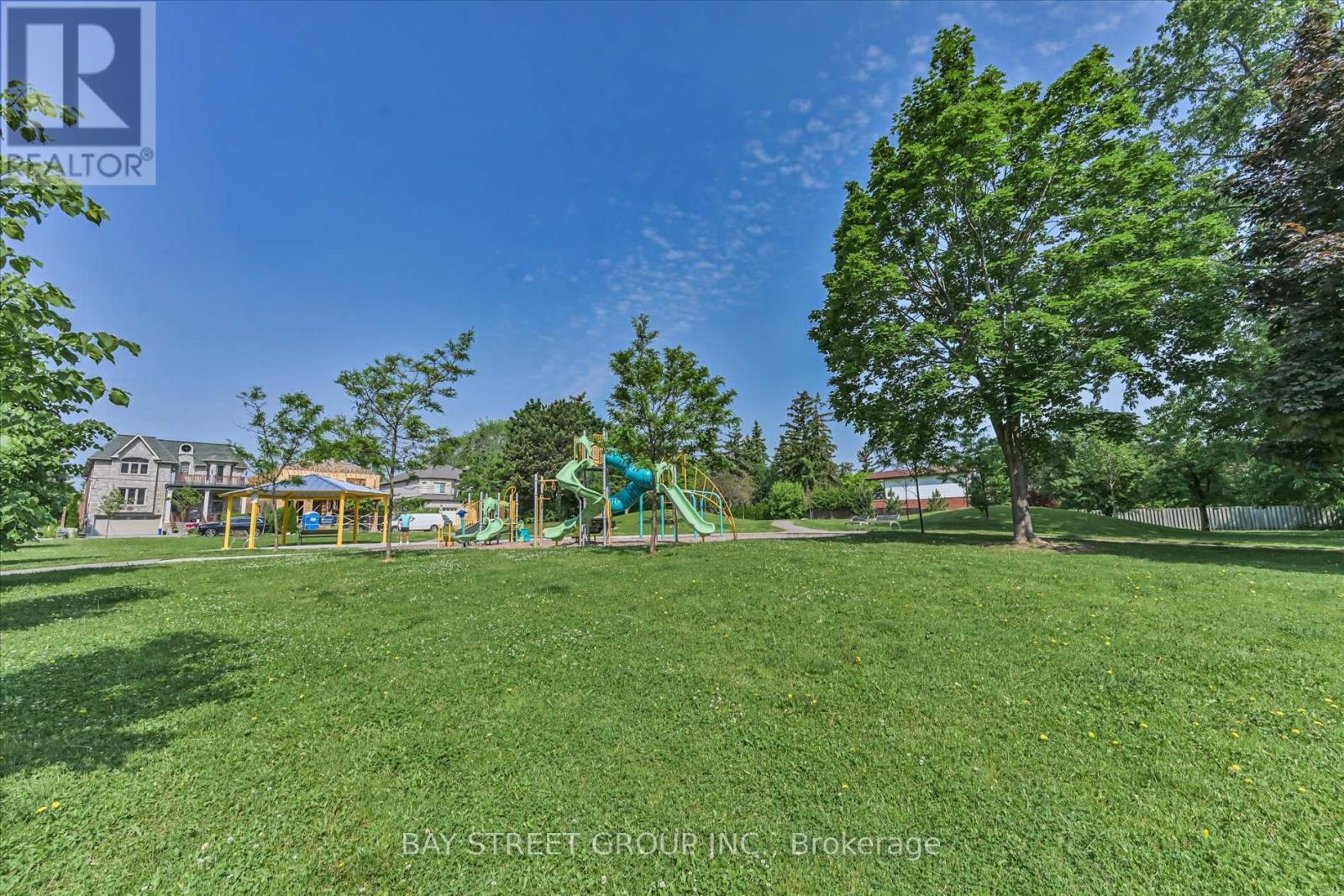 306 372 7 Hwy E, Richmond Hill Doncrest, ON L4B 0C6