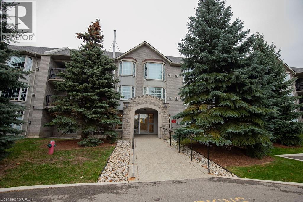 990 Golf Links Road Unit 202, Hamilton, ON L9K 1J8