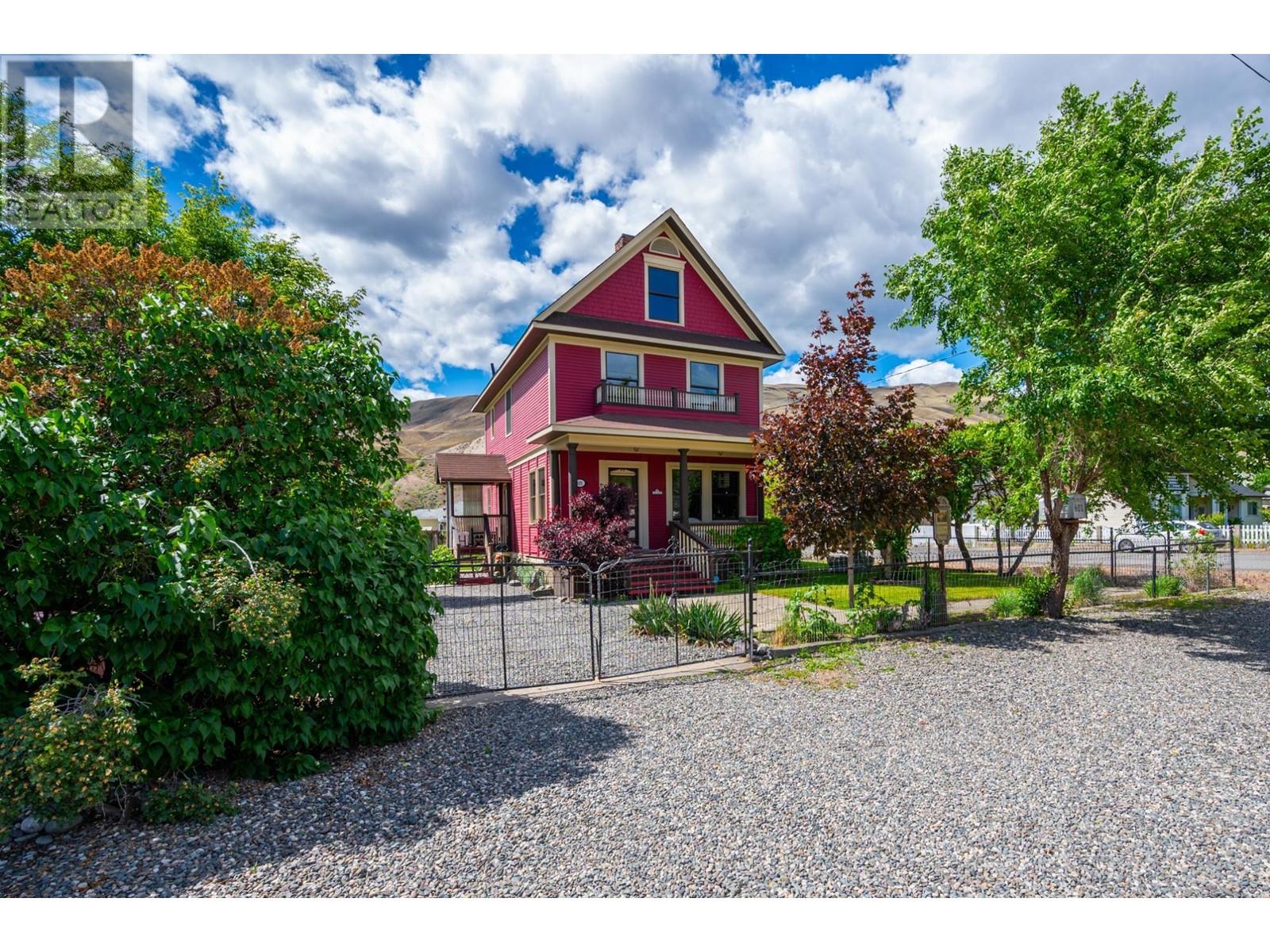 601 Brink St, Ashcroft, BC V0K 1A0