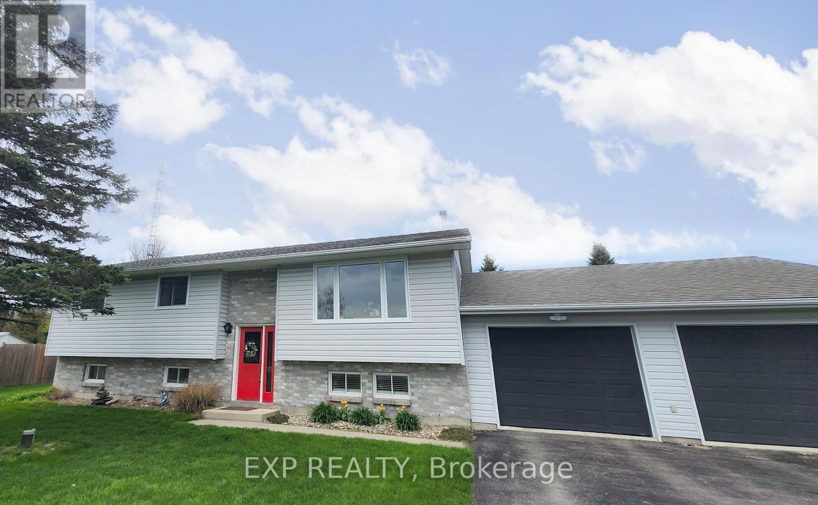 4020 Glen Smail Rd, Augusta, ON K0E 1T0