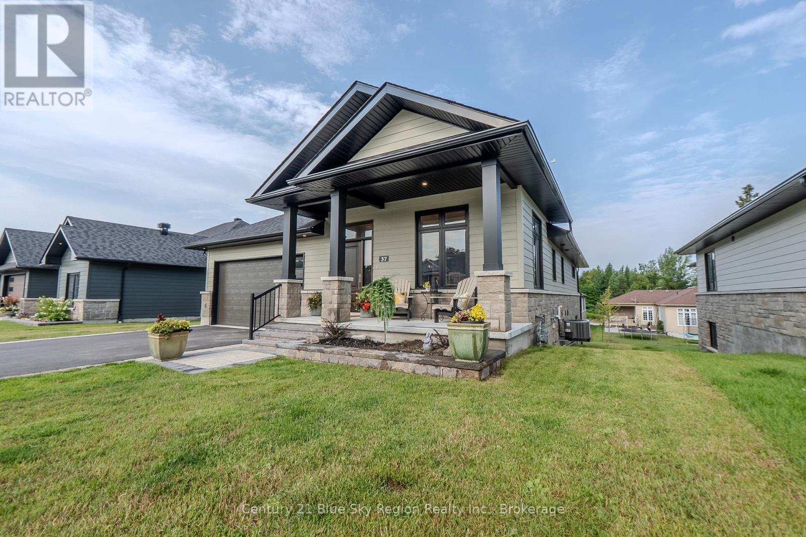 37 Silver Maple Ln, North Bay Airport, ON P1C 0B5