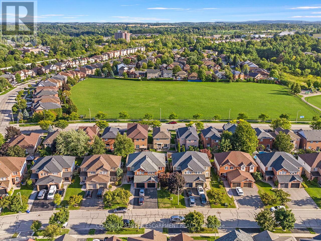 109 Mowat Cres, Halton Hills, ON L7G 6C7