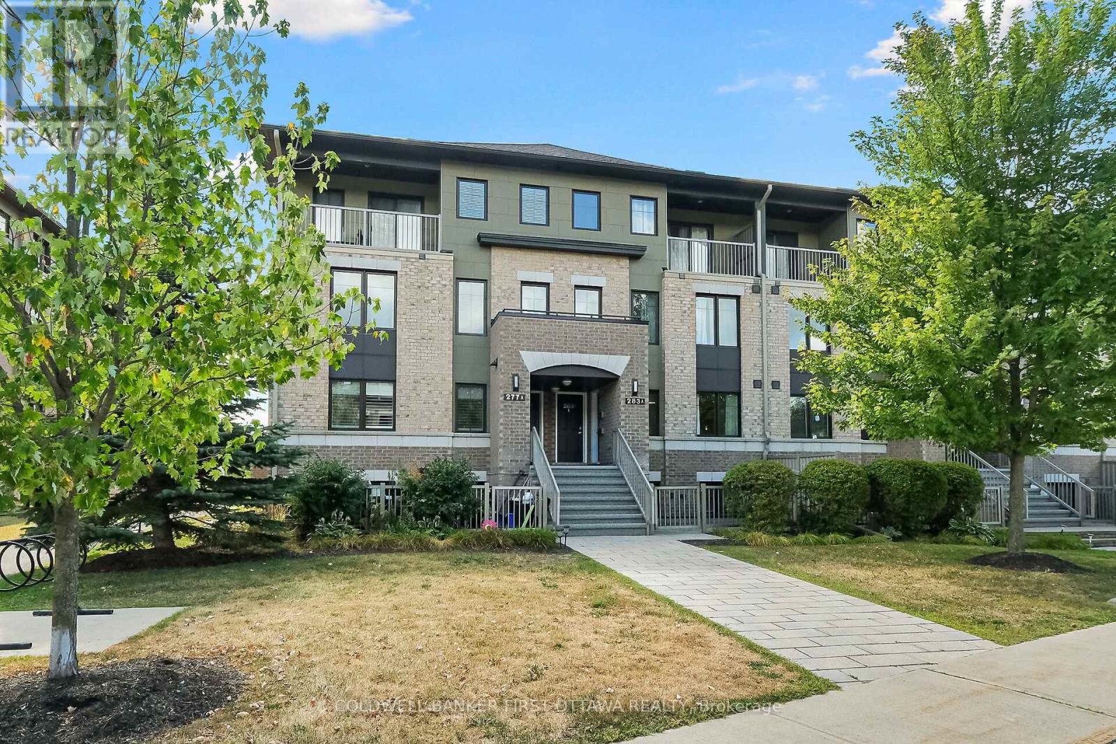 283 Titanium Private #a, Ottawa, ON K1C 0A5