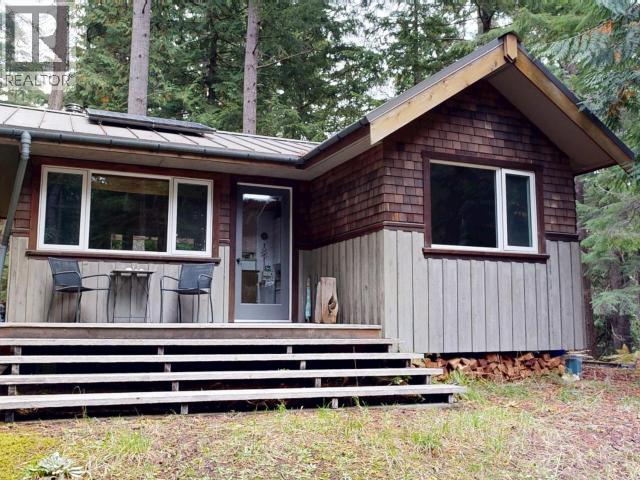 1847 Vancouver Blvd, Savary Island, BC V8A 4E2