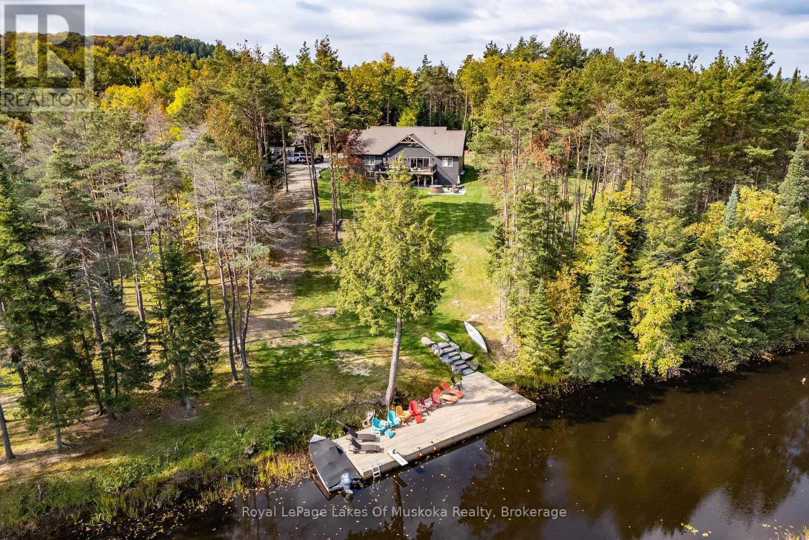 461 Rowanwood Rd, Huntsville, ON P0B 1M0