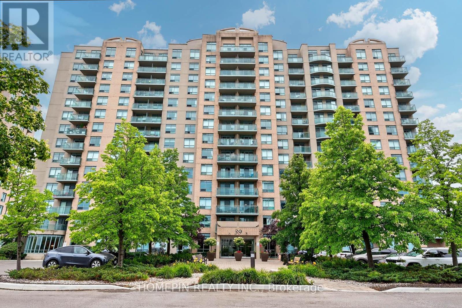 1103 39 Oneida Cres, Richmond Hill, ON L4B 4T9