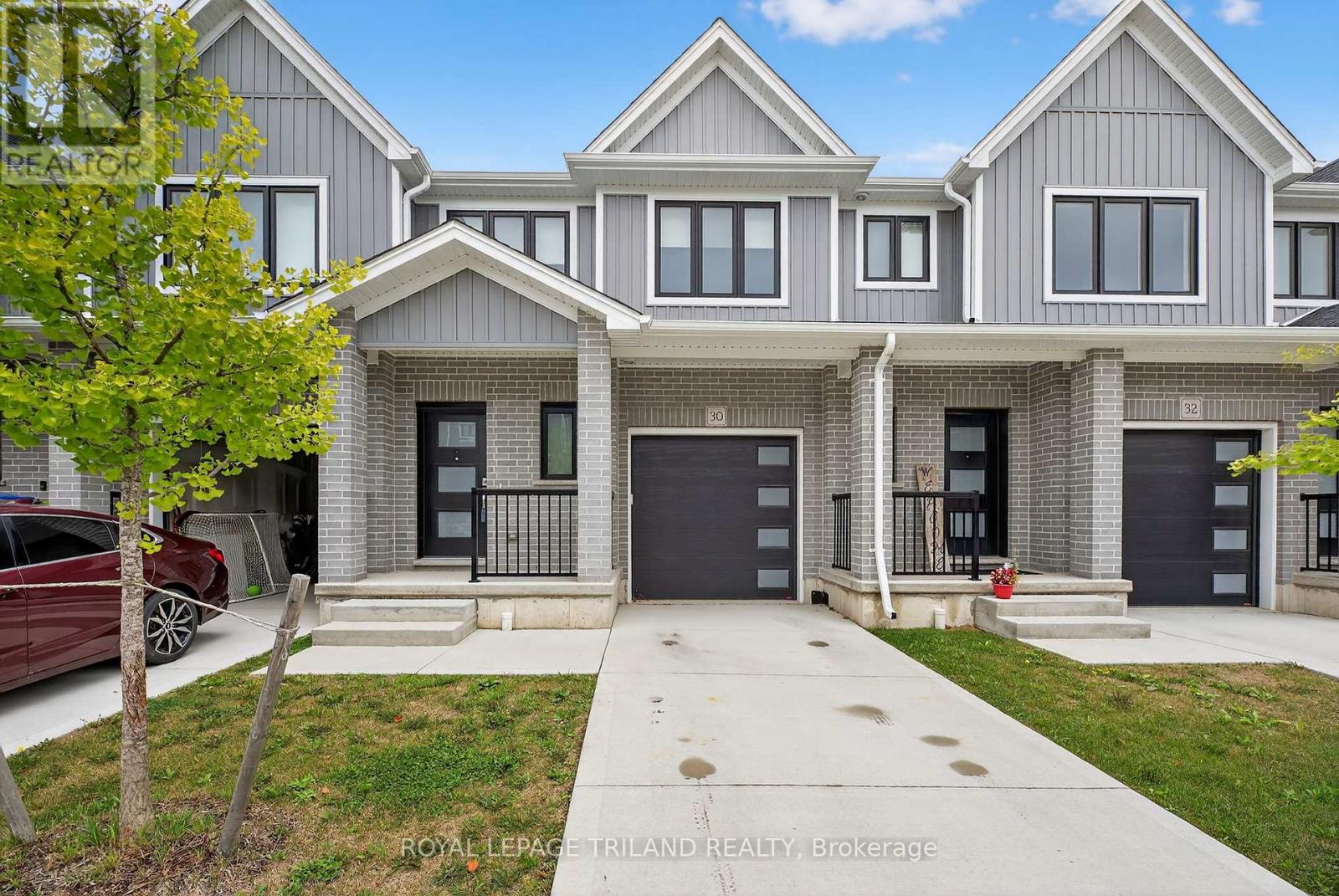 30 17 Nicholson St, Lucan Biddulph, ON N0M 2J0