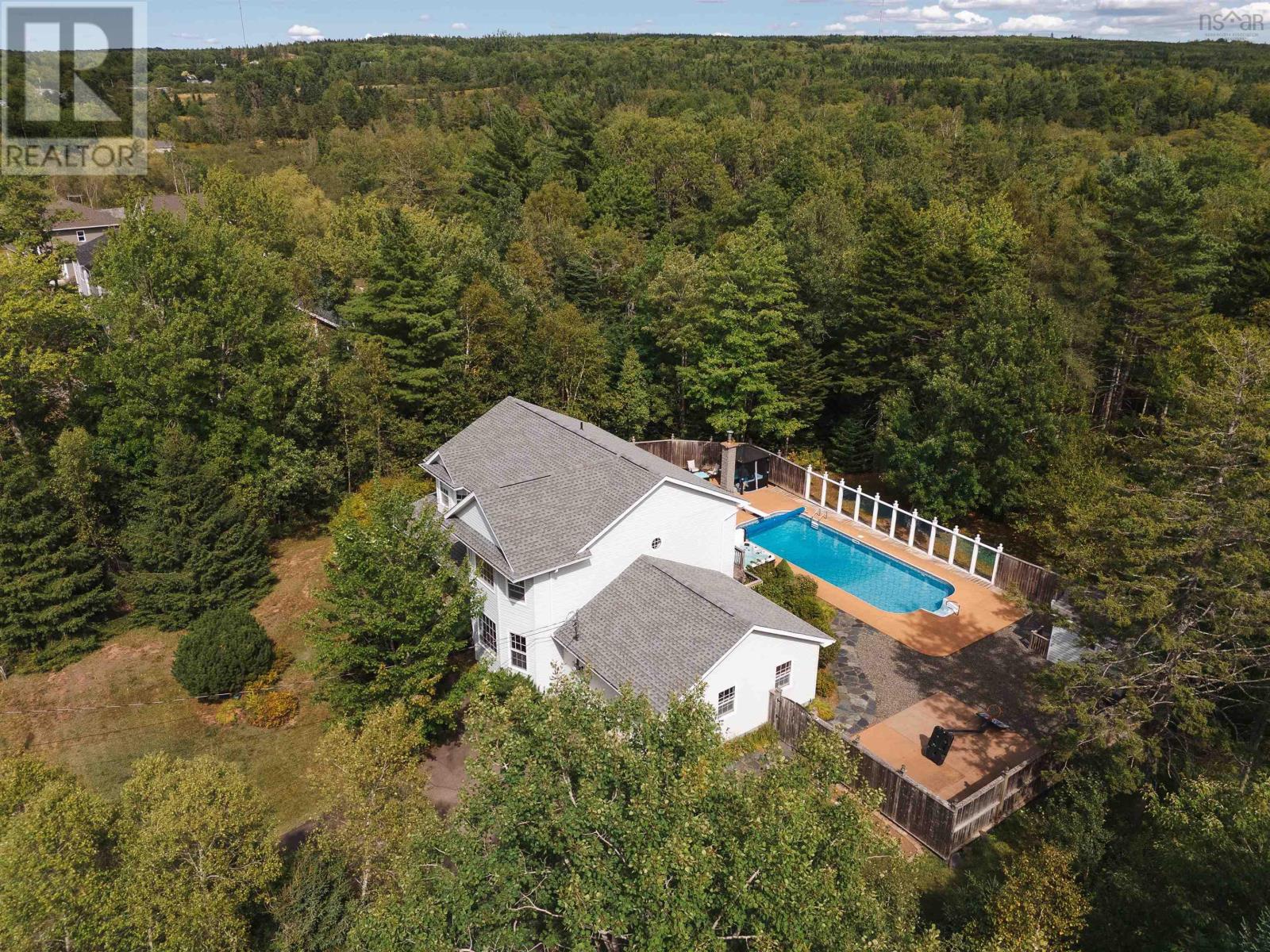 111 Bonavista Ave, Hilden, NS B0N 1C0