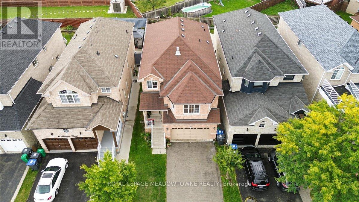 13 Albright Rd, Brampton Fletcher's Creek Village, ON L6X 5C8