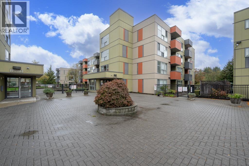 12085 228 Street Unit 225, Maple Ridge, BC V2X 6M2