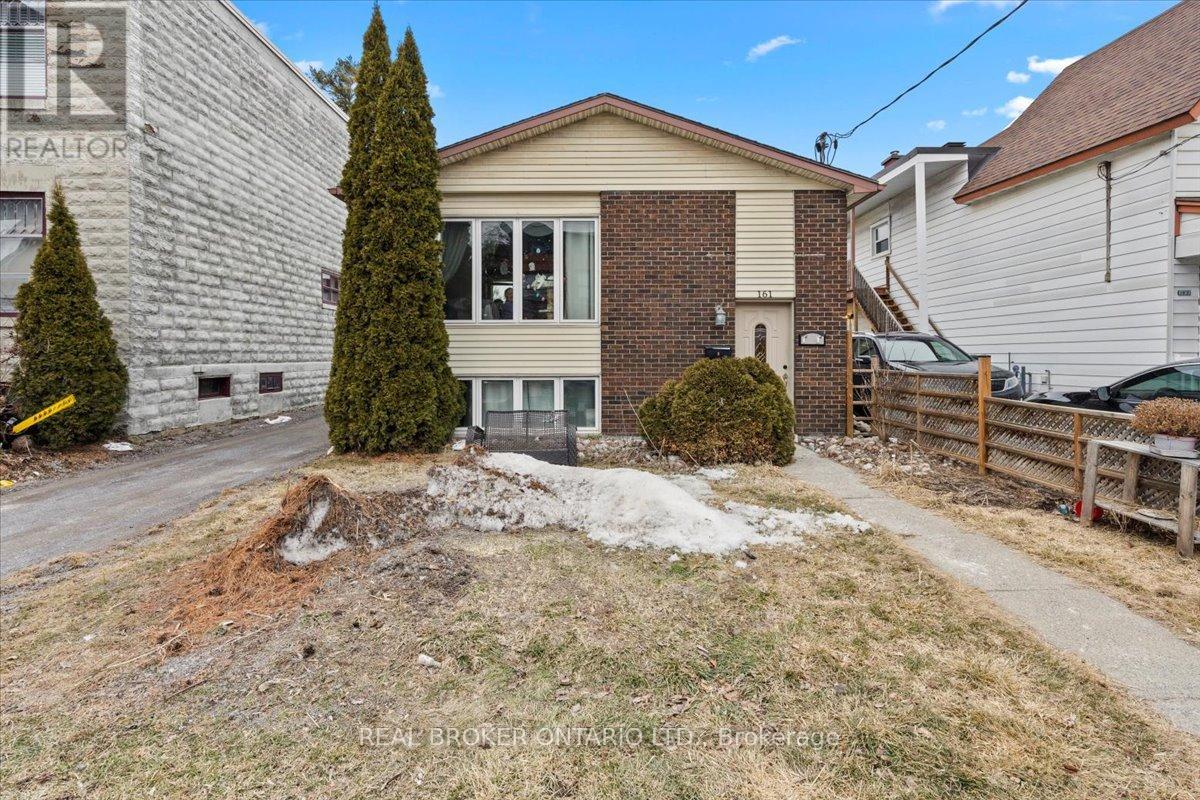 161 Guigues Ave, Ottawa, ON K1N 5J1