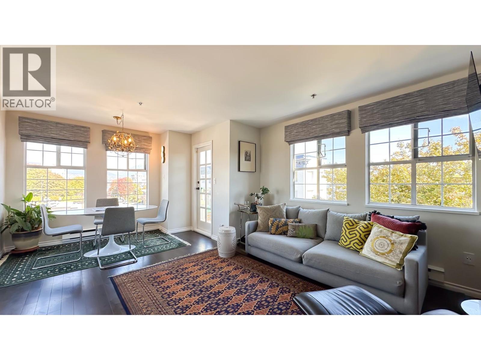 402 Ph2 2091 Vine St, Vancouver, BC V6K 4P7