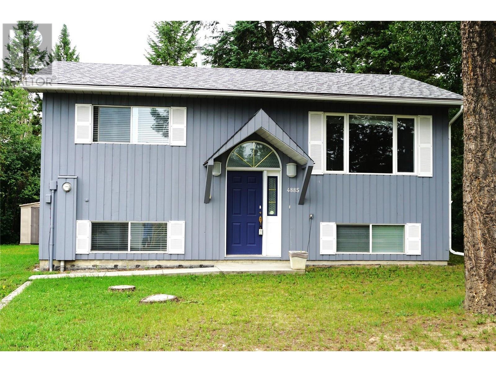 4885 Red Wing St, Fairmont Hot Springs, BC V0B 1L1