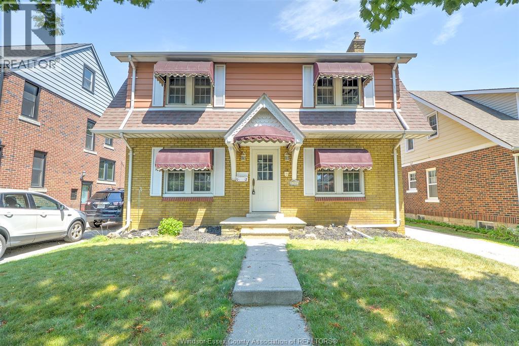 2282 Chilver, Windsor, ON N8W 2V3