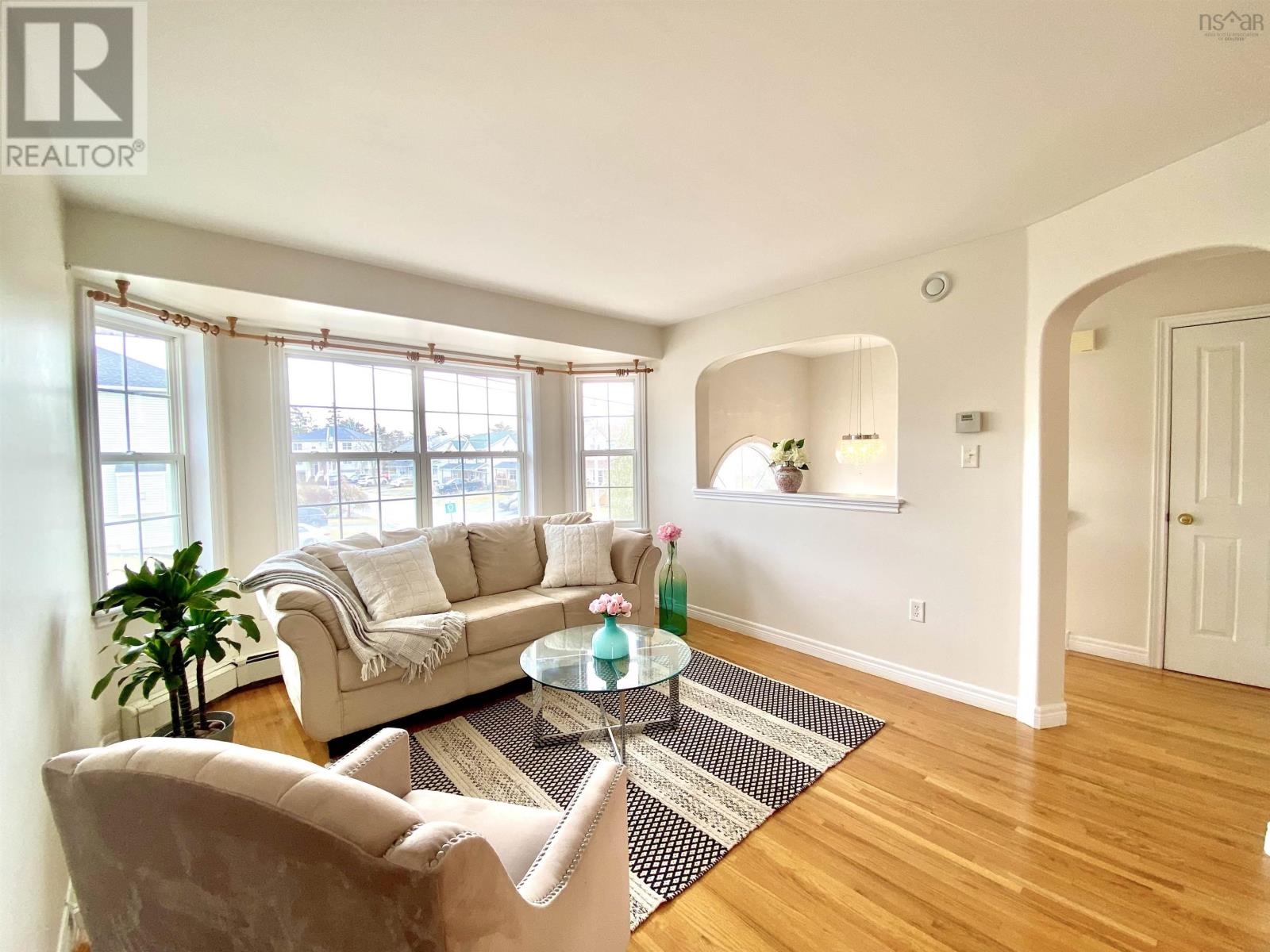 223 Oceanview Dr, Halifax, NS B4A 4G9