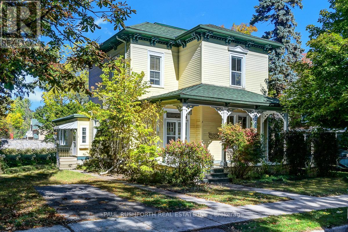 5 Darcy St, Perth, ON K7H 2T7