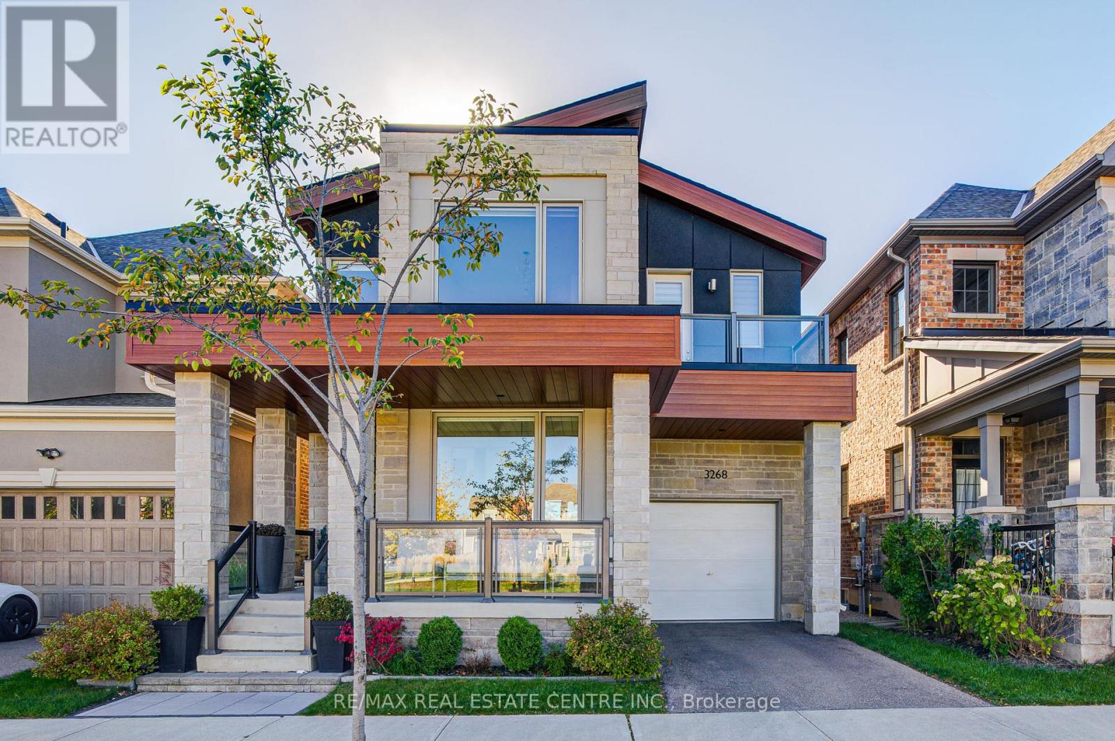 3268 Cloise Way, Oakville, ON L6M 1R2