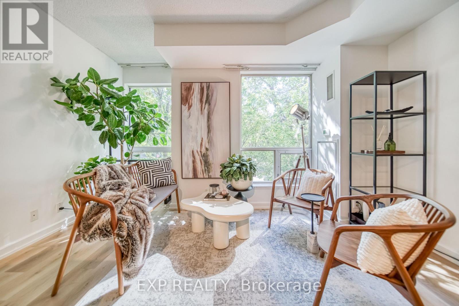350 Wellington Street West #m10, Toronto Waterfront Communities, ON M5V 3W9