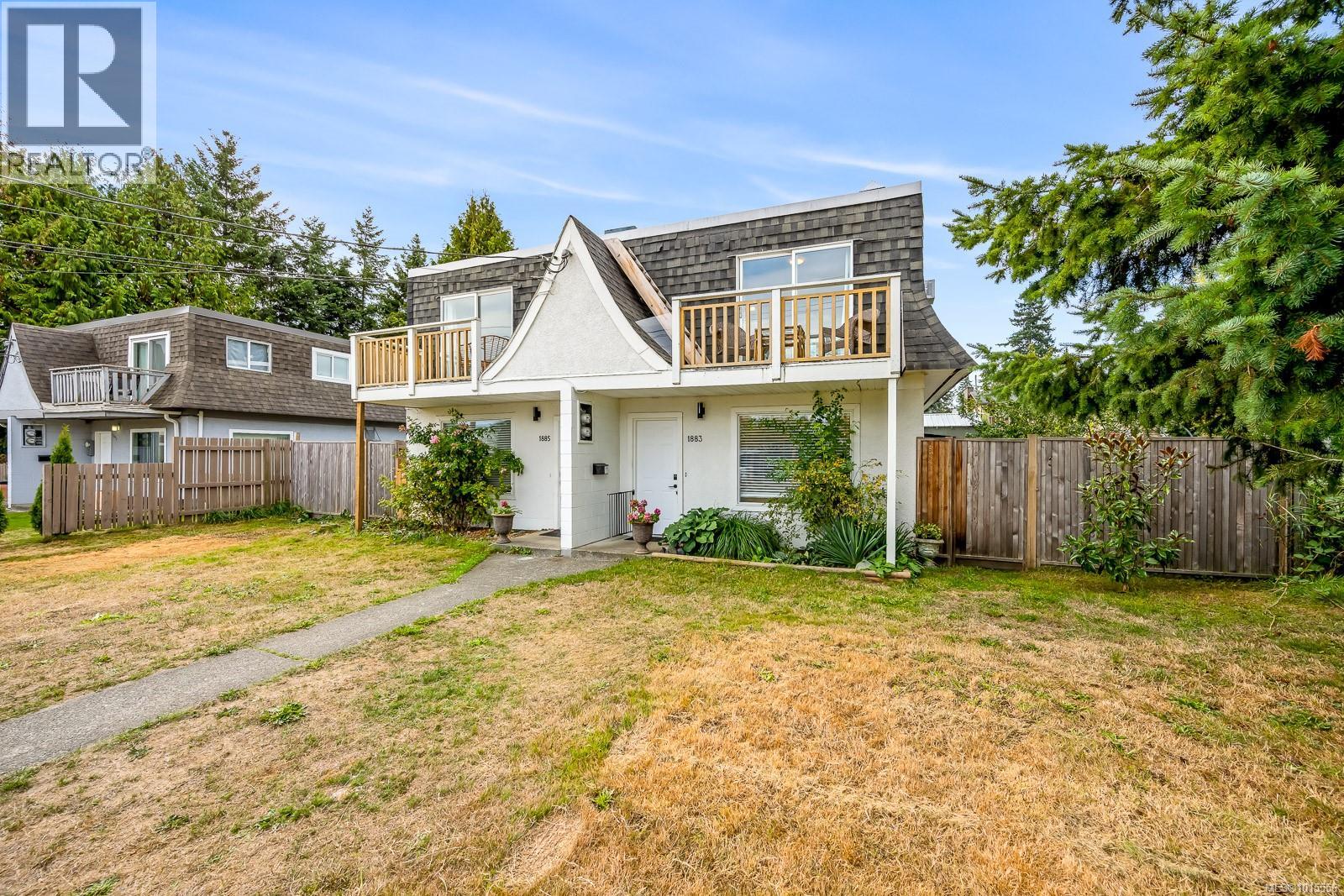 1883 1885 England Ave, Courtenay, BC V9N 2P7