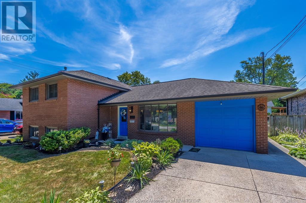 353 Cousineau Rd, Windsor, ON N9G 1V6