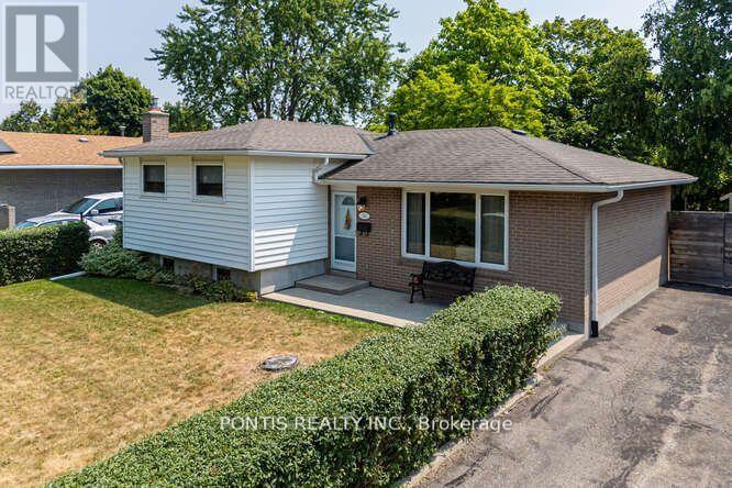 140 Folkstone Cres, Brampton, ON L6T 3M5